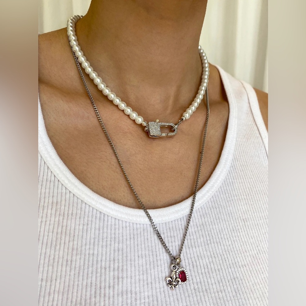 Pearl Clasp Choker Silver